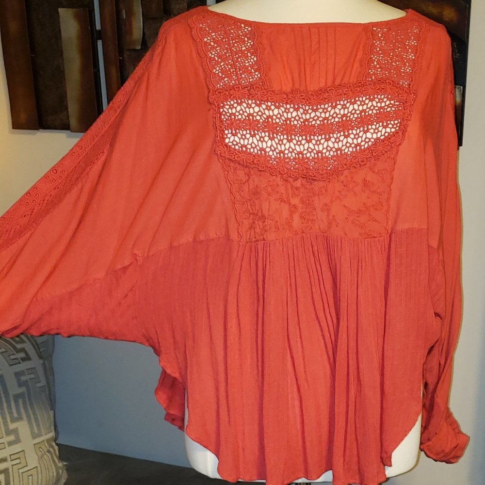 Free People Rosey-red embroided long sleeve sz LRG